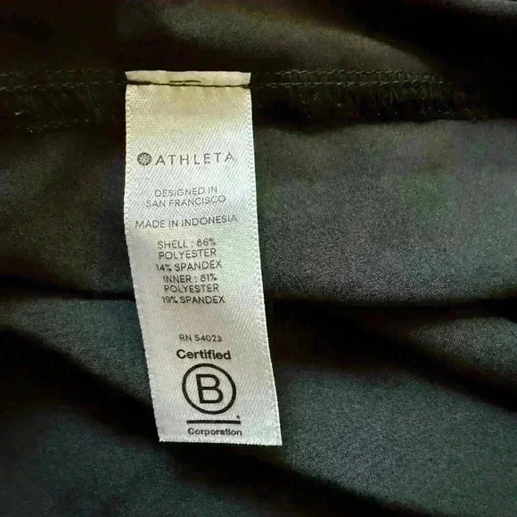 Athleta Zip-Front Expedition Cargo Skort Black Size 10 - Picture 4 of 5